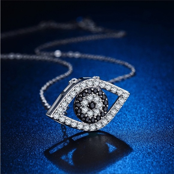 Jewelry - New Unique Hollow Eyes Design Sapphire Micro Pave Silver Plated Necklace